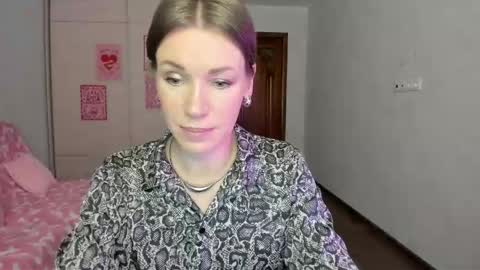 Mia online show from 29, 4, 2026