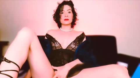Snapshot of miabeautyxxx chatting on 15, 2, 2025 miabeautyxxx online show from 15, 2, 2025