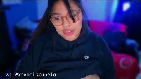 Mia online show from 15, 12, 2025