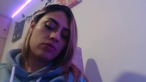 Miia  online show from 30, 11, 2025