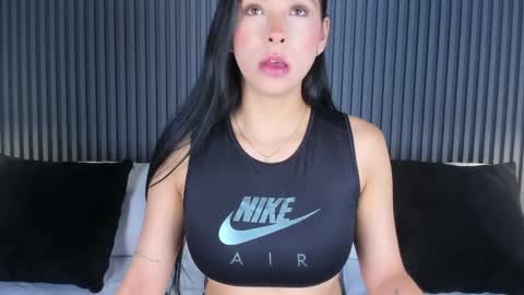 mia online show from 2, 6, 2026