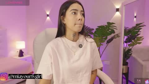 Mia Gomez online show from 20, 10, 2025