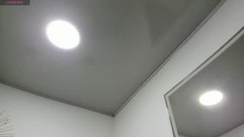 Miah Collins online show from 27, 2, 2025