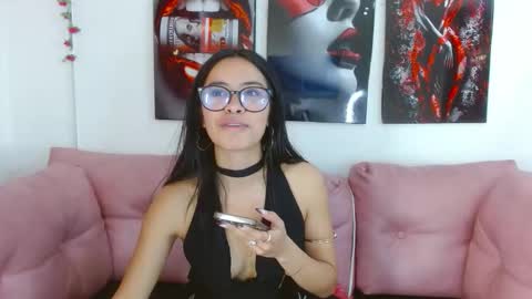 miahotcs online show from 30, 3, 2026