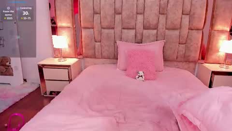 Snapshot of miaisabell21 chatting on 16, 2, 2025 MIAISABELL21 online show from 16, 2, 2025