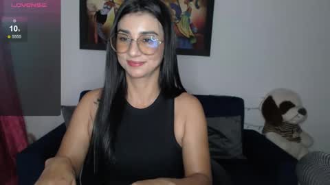 Alejandra khalifa online show from 31, 12, 2024