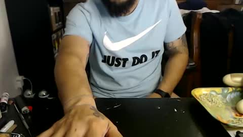 Mark online show from 14, 1, 2026