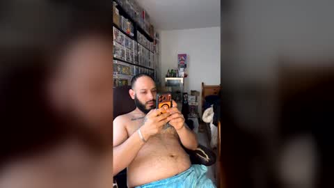 Mark online show from 10, 4, 2026