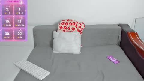 Mia Kittyy online show from 23, 9, 2025