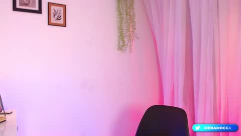 Snapshot of miaknox chatting on 12, 12, 2024 Mia online show from 12, 12, 2024