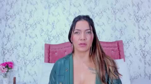 Snapshot of miamalkovaa_ chatting on 28, 11, 2025 Mia Malkova online show from 28, 11, 2025