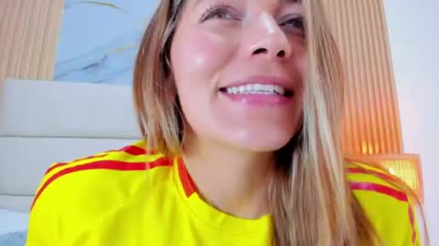 Snapshot of miamalkovaa_ chatting on 17, 6, 2026 Mia Malkova online show from 17, 6, 2026