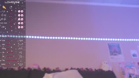 Snapshot of miamiameow chatting on 28, 1, 2025 Mia online show from 28, 1, 2025