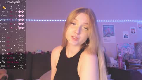 Snapshot of miamiameow chatting on 17, 2, 2025 Mia online show from 17, 2, 2025