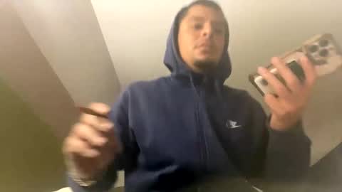 miamiclos1 online show from 14, 1, 2025