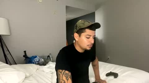 miamiclos1 online show from 15, 1, 2025