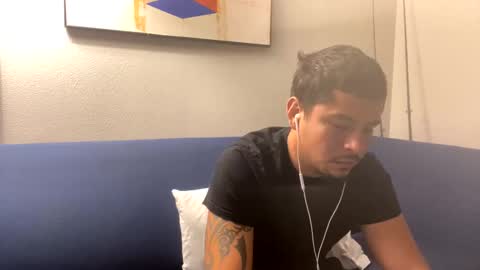 miamiclos1 online show from 30, 1, 2025