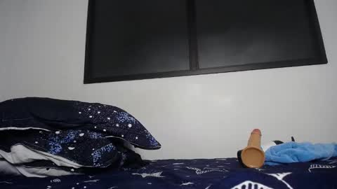 Snapshot of miamoon_ chatting on 24, 2, 2025 Mia online show from 24, 2, 2025