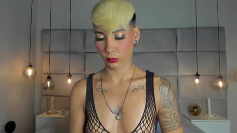 Mia Morgann online show from 23, 1, 2025