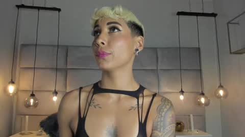 Mia Morgann online show from 31, 1, 2025