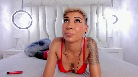 Mia Morgann online show from 5, 3, 2025