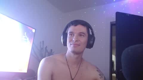 Snapshot of miaou_miaou chatting on 13, 1, 2025 miaou_miaou online show from 13, 1, 2025