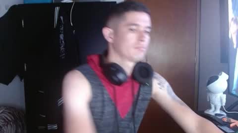 Snapshot of miaou_miaou chatting on 17, 2, 2025 miaou_miaou online show from 17, 2, 2025