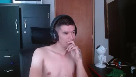 Snapshot of miaou_miaou chatting on 19, 2, 2025 miaou_miaou online show from 19, 2, 2025