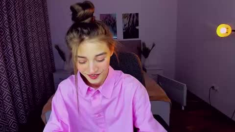 Mia online show from 1, 12, 2024