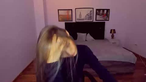 Mia online show from 29, 12, 2024