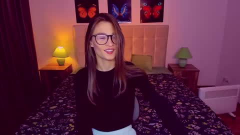 Mia online show from 26, 1, 2025