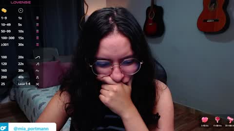 Snapshot of miaportman chatting on 7, 1, 2025 MIAPORTMANN online show from 7, 1, 2025