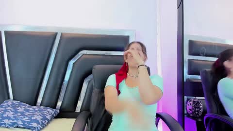 Sweetie Mia online show from 21, 2, 2025