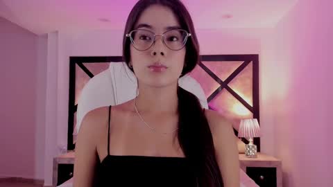 Mia online show from 23, 2, 2025