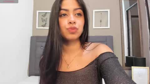 Snapshot of miastevenss chatting on 6, 10, 2025 Mia Stevens online show from 6, 10, 2025