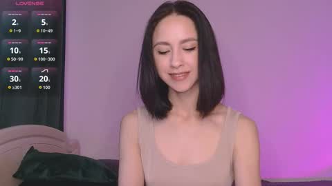 Mia online show from 2, 10, 2025