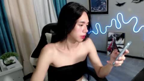 Mia online show from 28, 1, 2025