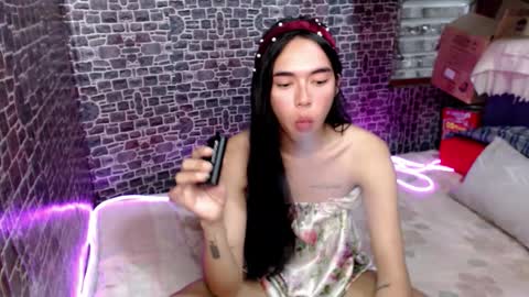 Mia online show from 3, 2, 2026