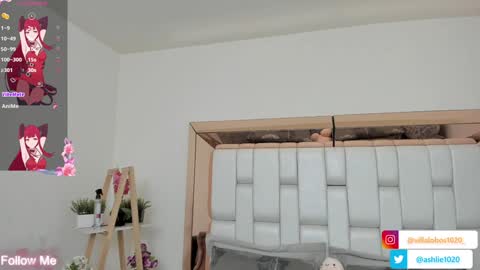 Mia Villalobos online show from 21, 1, 2025