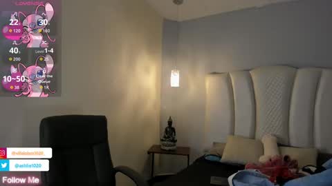 Mia Villalobos online show from 1, 10, 2025