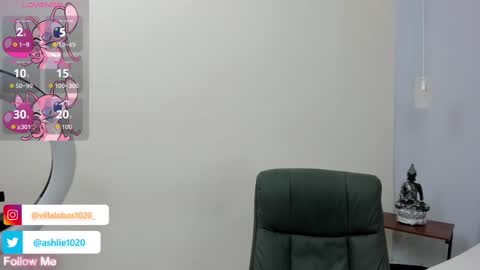 Mia Villalobos online show from 14, 10, 2025