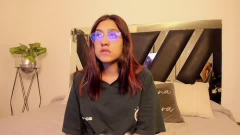 MiaIron online show from 6, 4, 2026