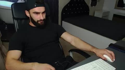 MicahLane online show from 18, 7, 2026