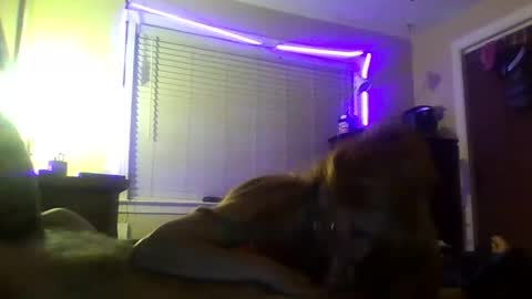 Snapshot of micandbri7482 chatting on 21, 5, 2026 micandbri7482 online show from 21, 5, 2026