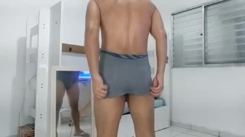 Snapshot of micarranox chatting on 3, 10, 2025 micarranox online show from 3, 10, 2025