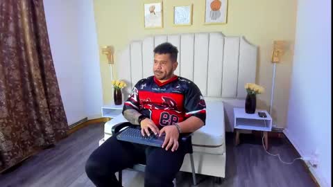 MICHAEL online show from 30, 9, 2025