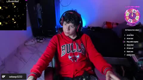 michael independent model  online show from 28, 1, 2025