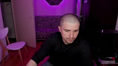 Michael online show from 14, 2, 2025