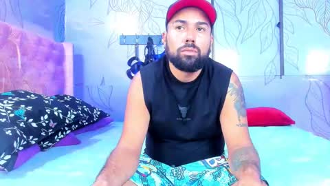 Michaell online show from 7, 1, 2025