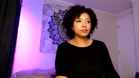 Snapshot of michell_bling chatting on 25, 1, 2025 Michi online show from 25, 1, 2025